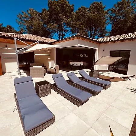 Location Entre Et Ocean Avec Son De Nage Villa
