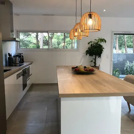 Villa Location Entre Et Ocean Avec Son De Nage